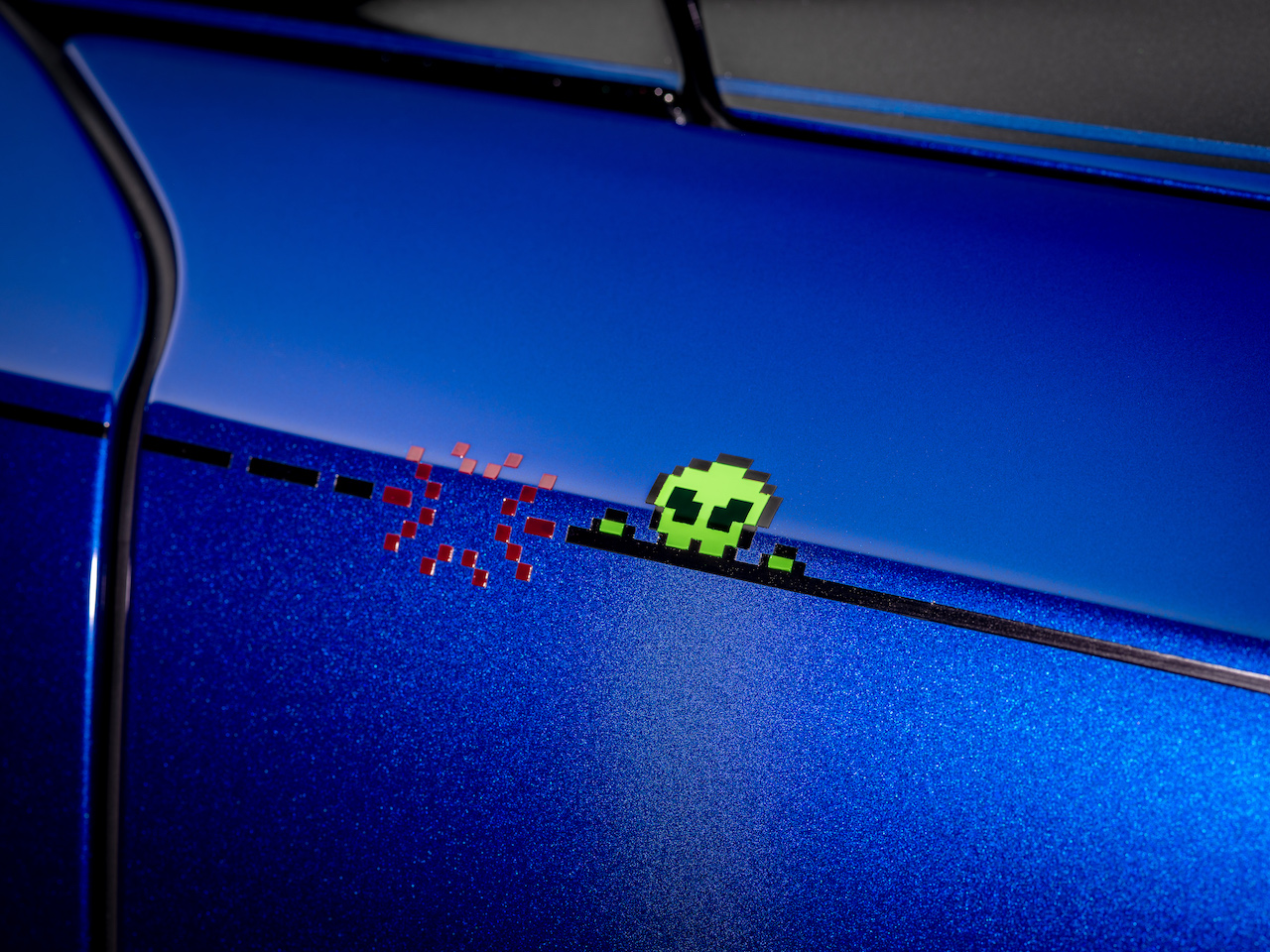 P90625362_highRes_black-badge-ghost-ga